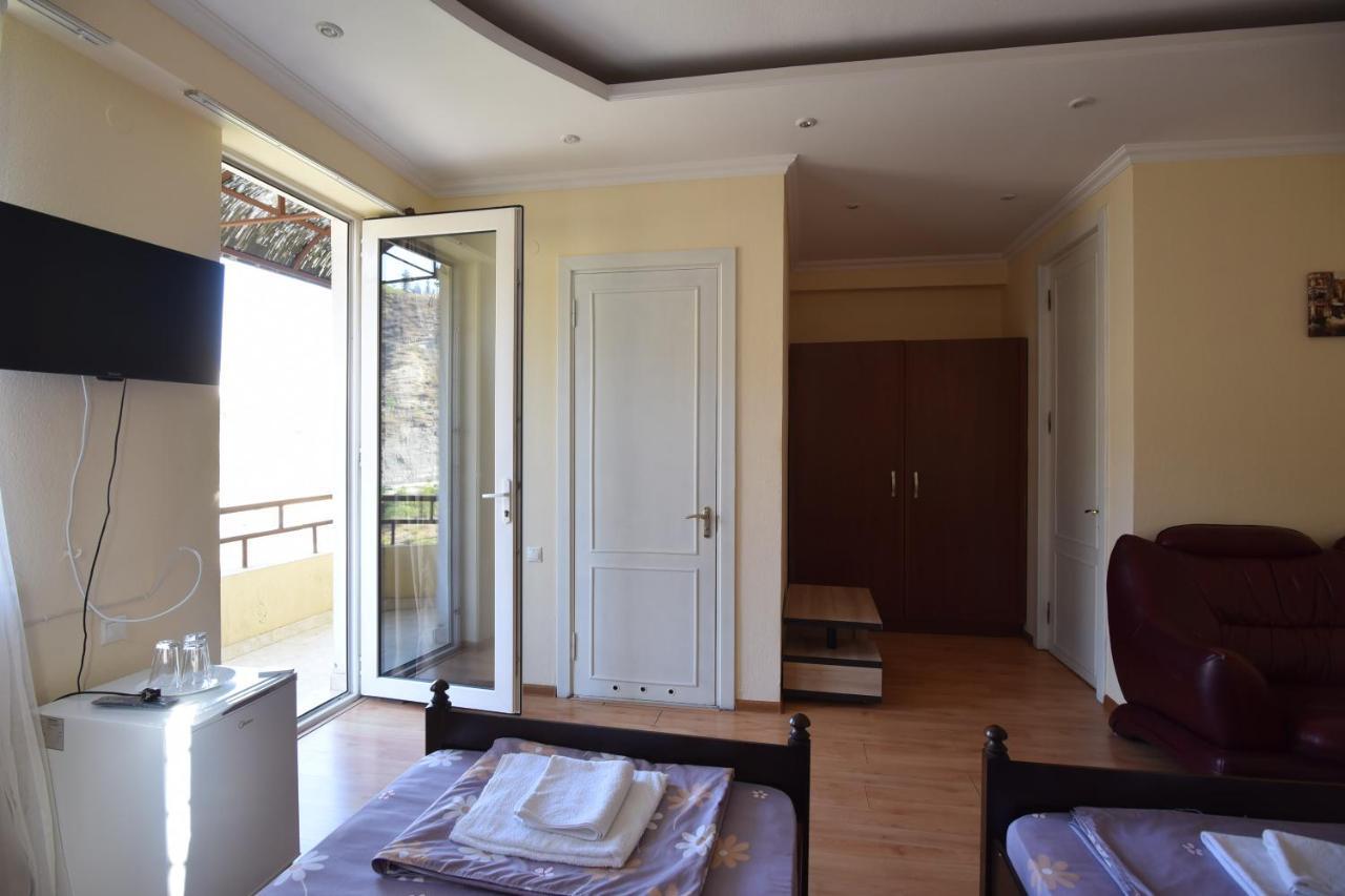 Hotel Vake Palace Tbilisi Exterior foto