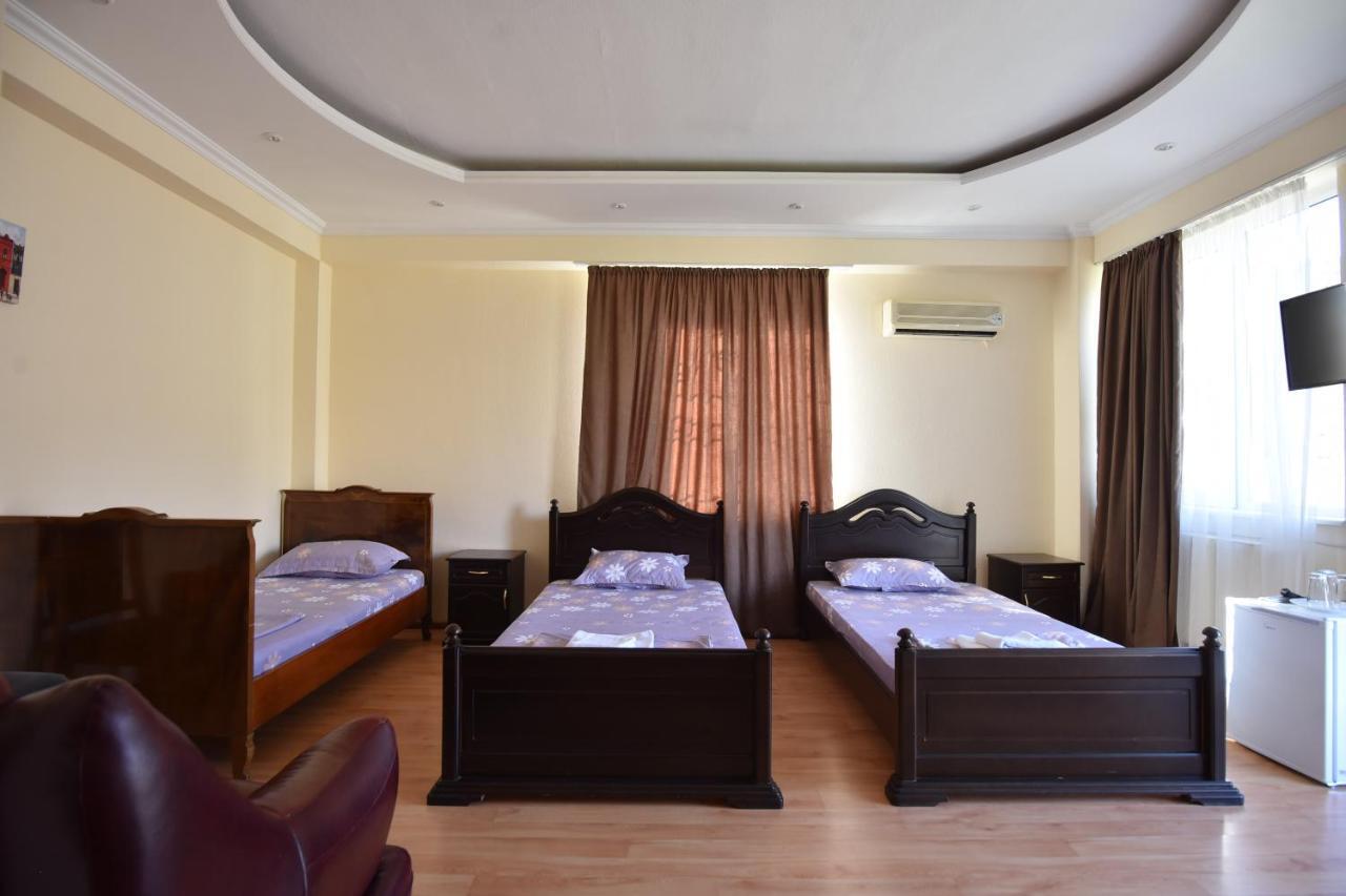 Hotel Vake Palace Tbilisi Exterior foto
